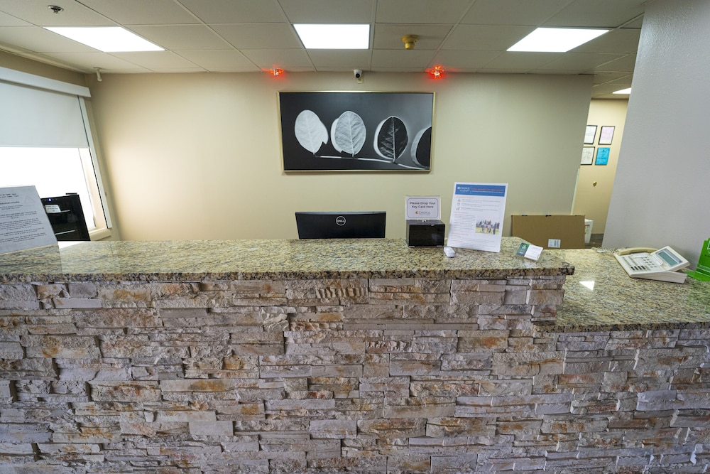Quality Inn & Suites Monroeville South 4/26