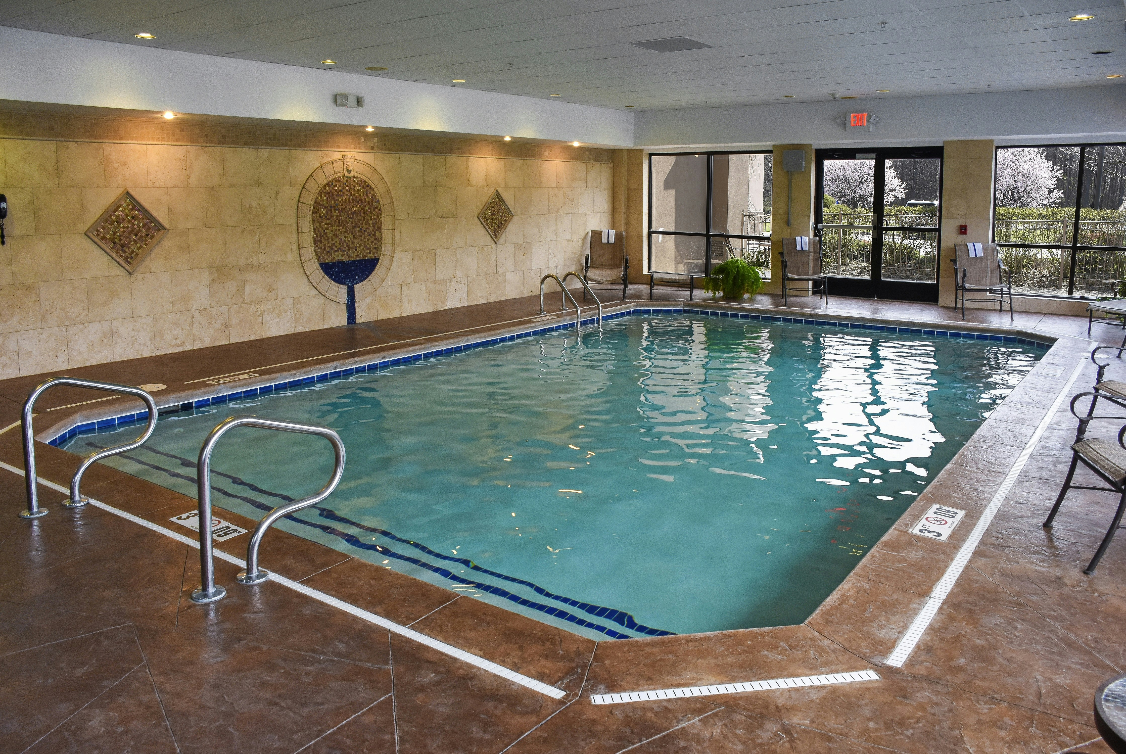 Hampton Inn & Suites Youngstown - Canfield 20/39