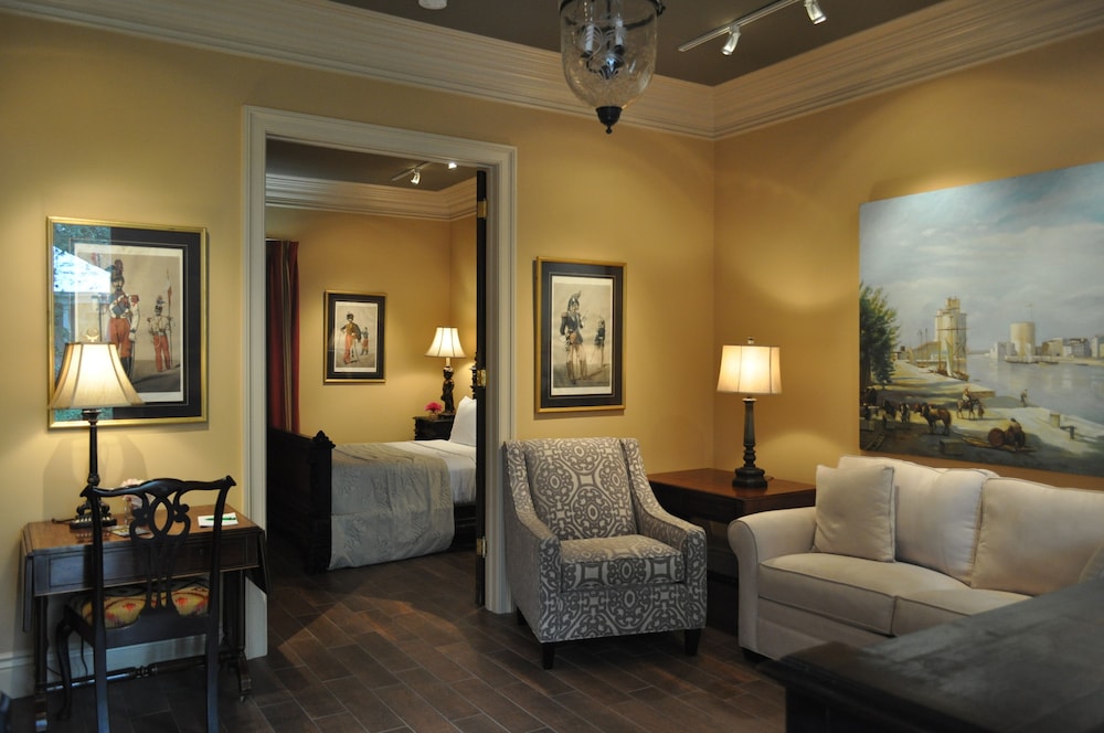 The Inn At Houmas House 17/32