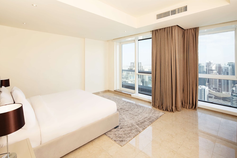 Barcelo Residences Dubai Marina 10/50