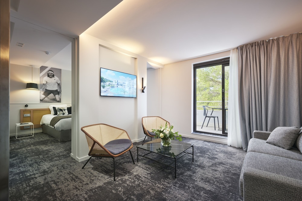 lounge