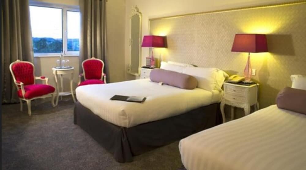 Hotel Kilkenny 33/72