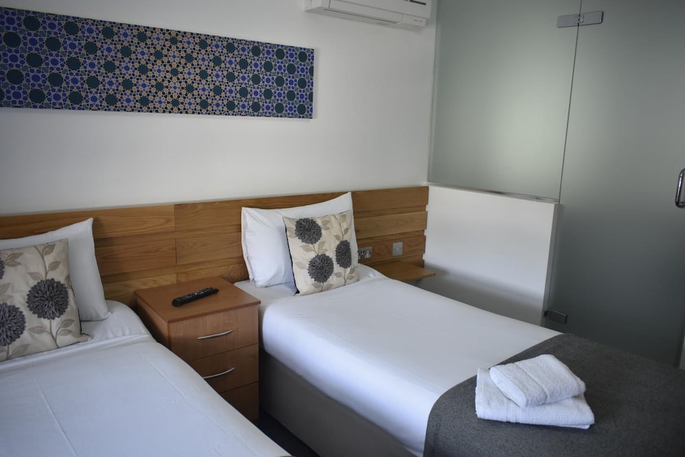 PRINCE WILLIAM HOTEL 16/55