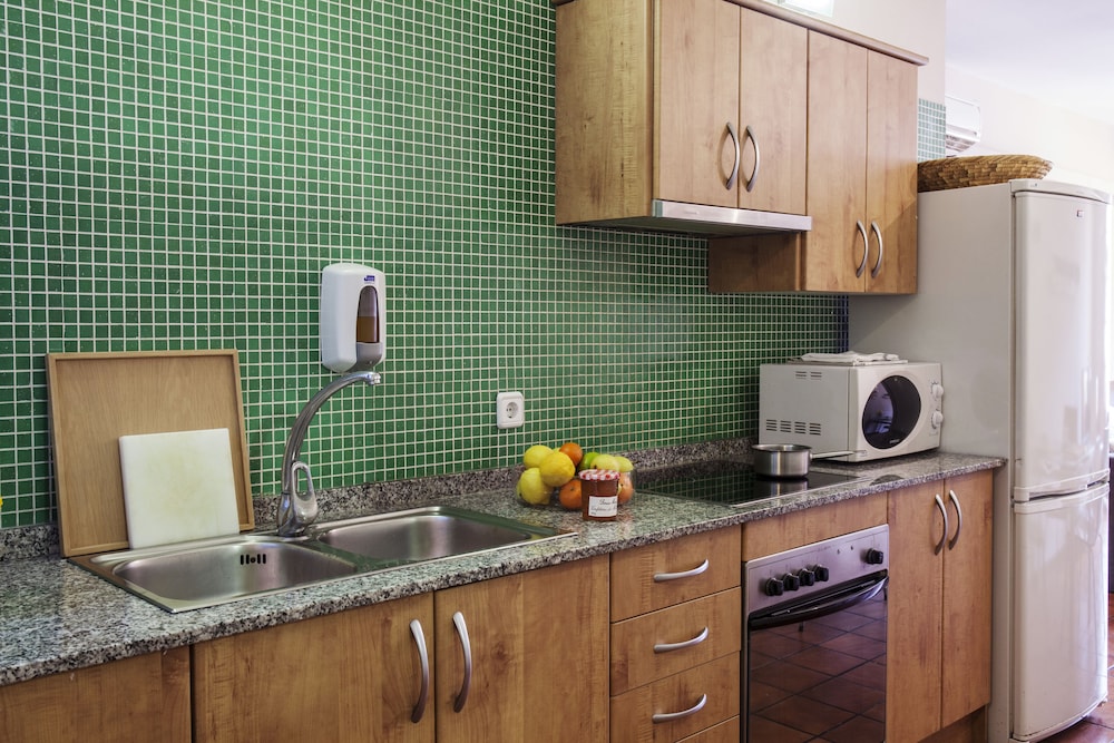 AinB Las Ramblas Guardia Apartments 58/60