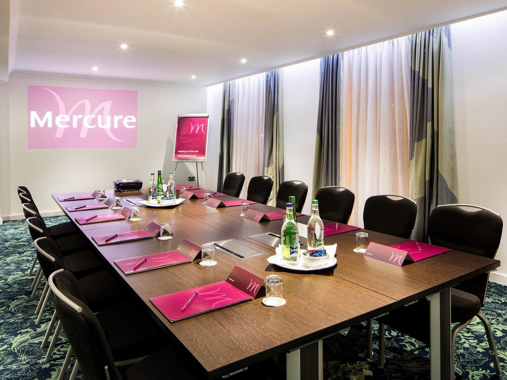 Mercure Darlington Kings Hotel 55/61