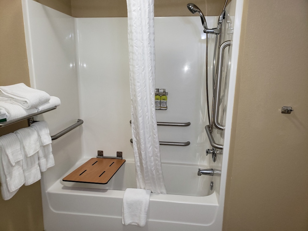Candlewood Suites Murfreesboro 23/58