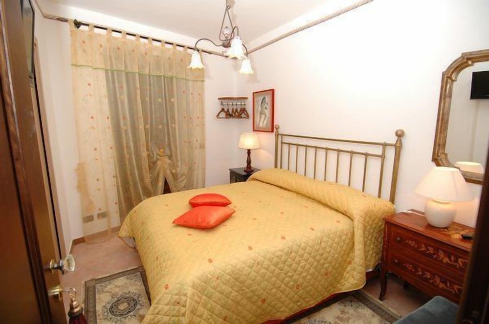 Villa Donna Fausta 9/20