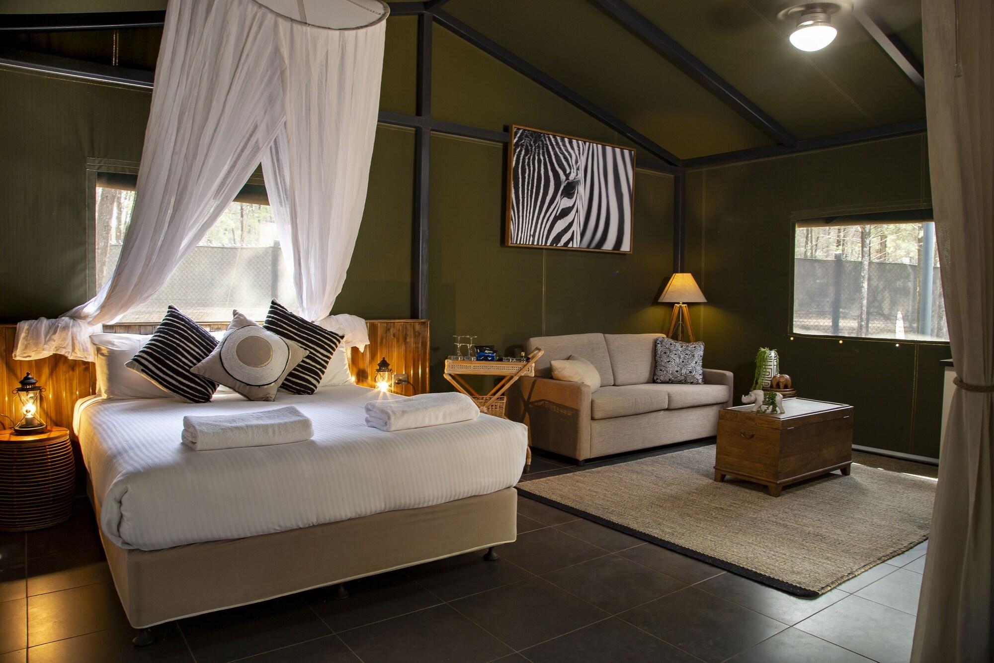 Zoofari Lodge 3/13