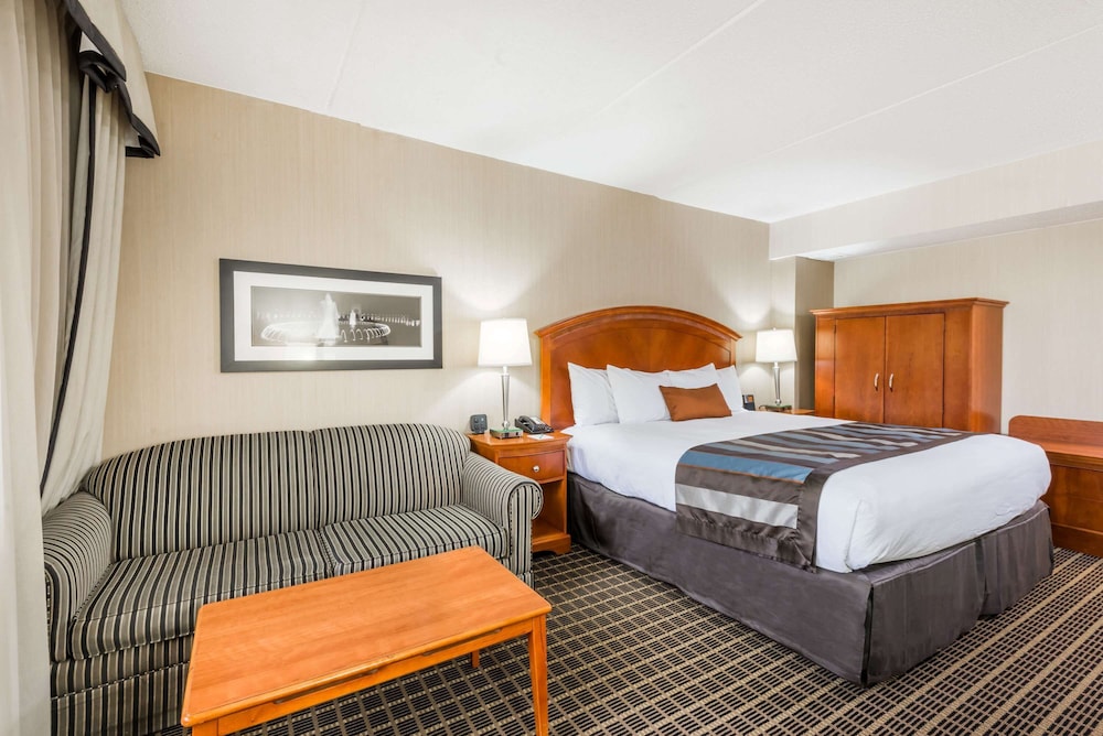 Wingate by Wyndham Springfield 13/60