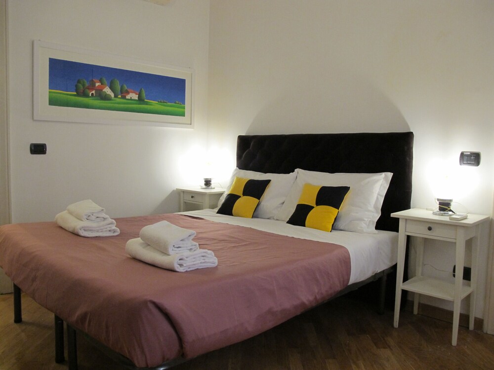 3 BEDROOMS, DELUXE, APARTMENT, 3 QUEEN BEDS