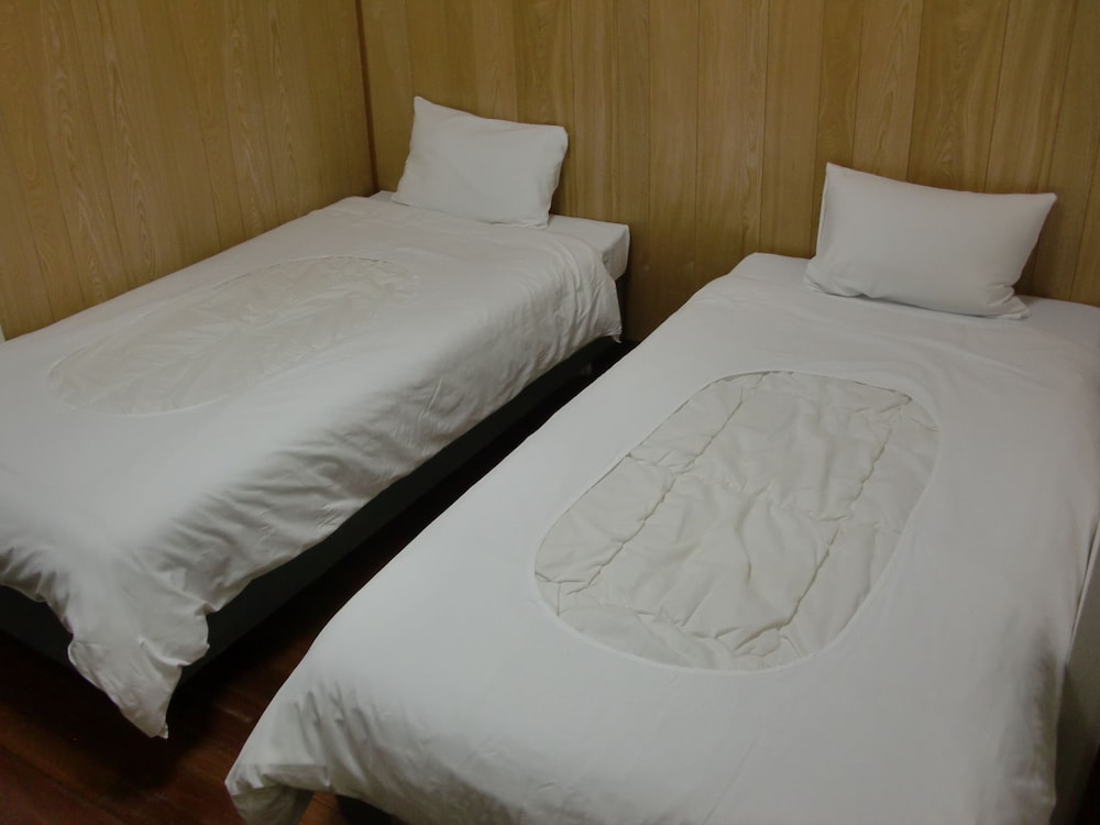 Kokusai Towns Inn 28/72