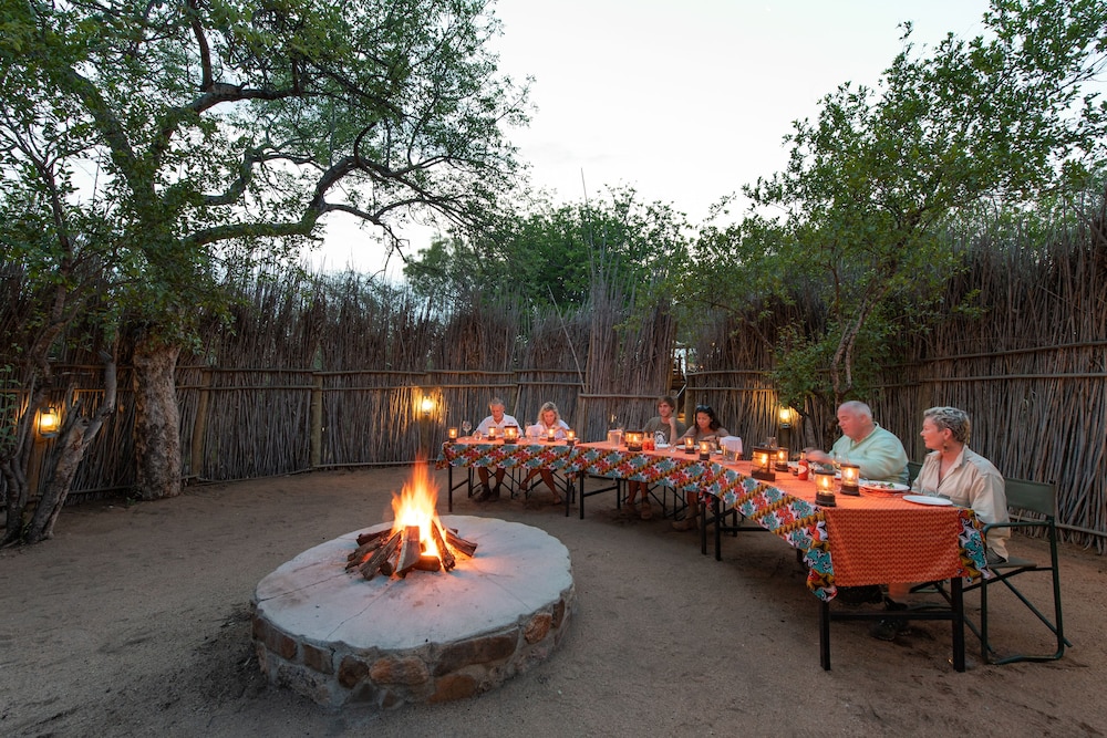 Sausage Tree Safari Camp 40/42