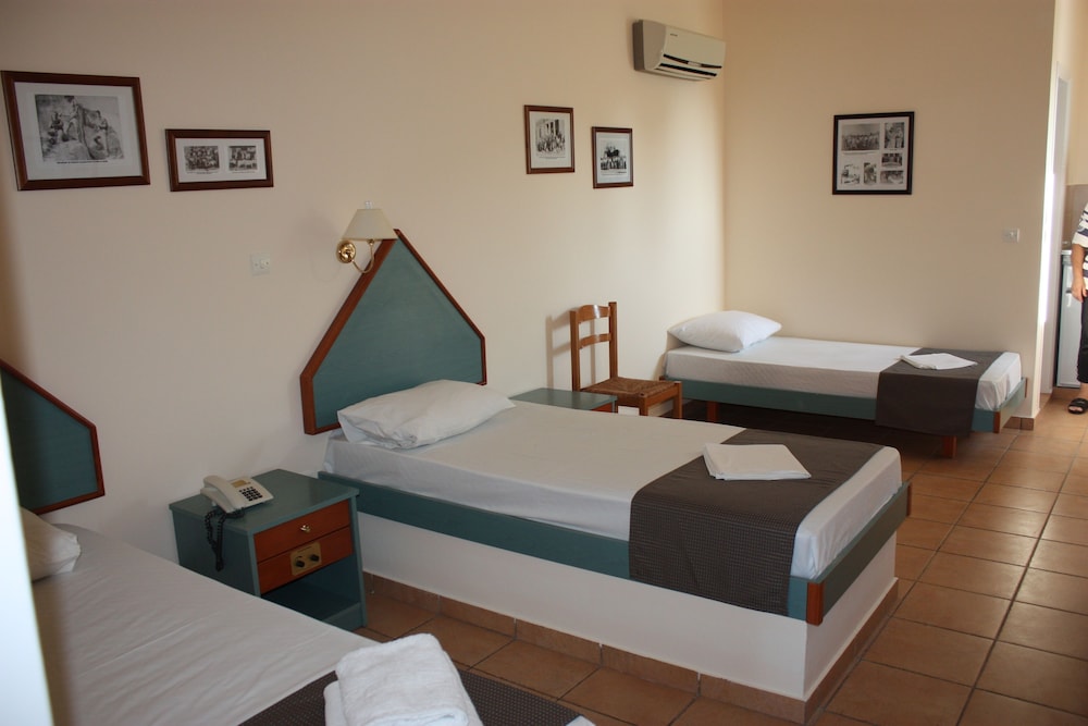 Filoxenia Hotel Apartments 14/51
