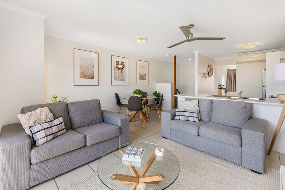 COOLUM BEACH GETAWAY RESORT 41/58