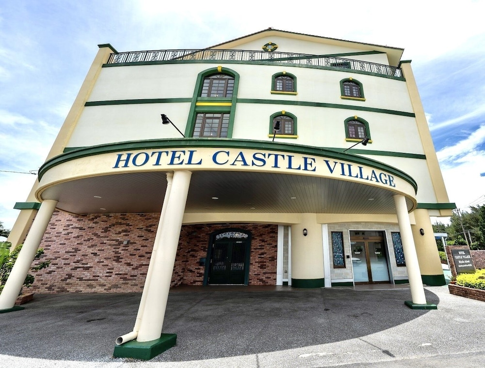 Hotel Castle Village Miyakojima (ex. Miyakojima Onsen Hotel) 1/37