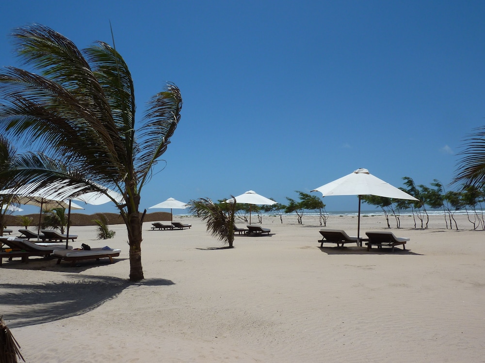 Ocean Beach Resort & Spa 75/81