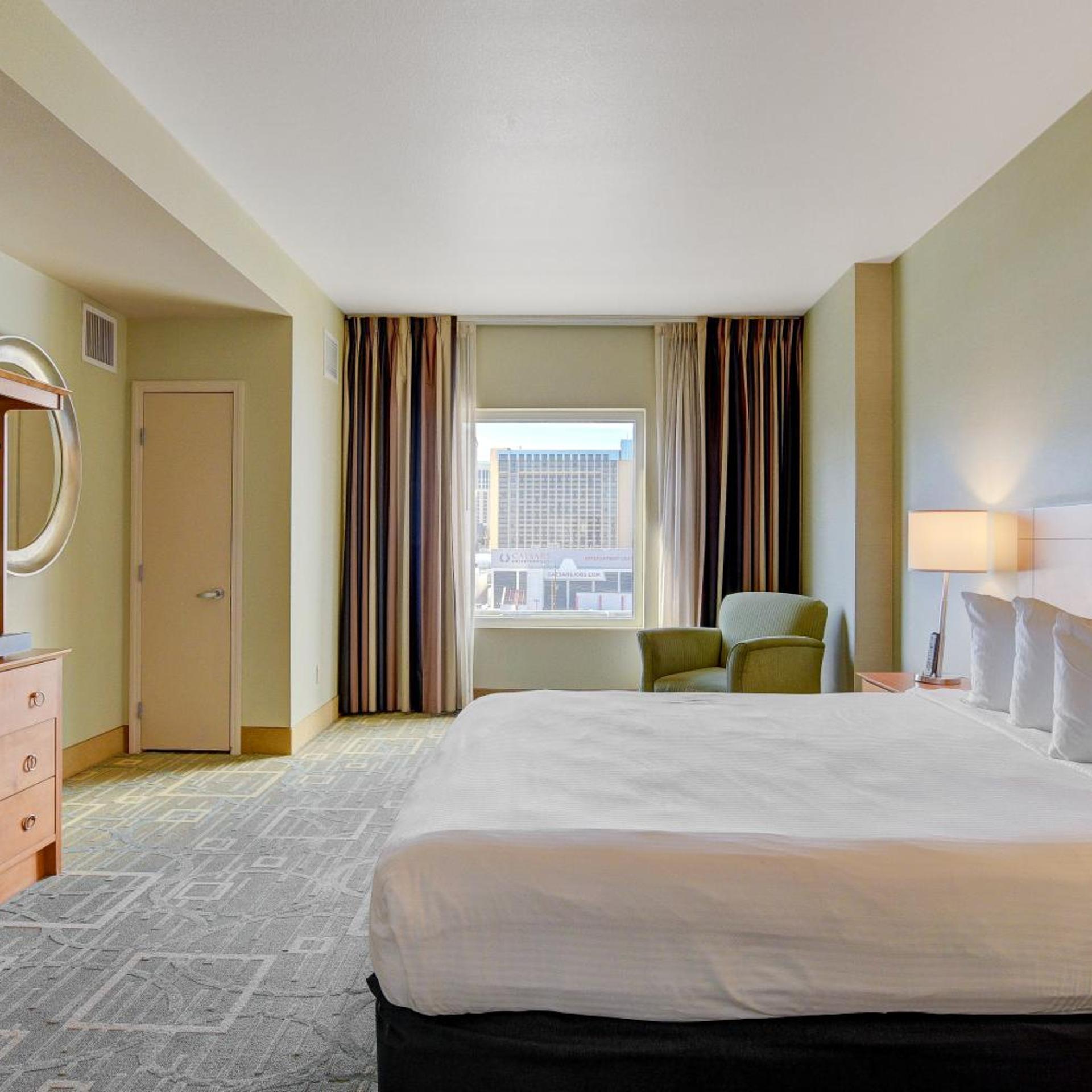 Luxury 1BD/1BTH Suite at Platinum Hotel STRIP VIEW 14/50