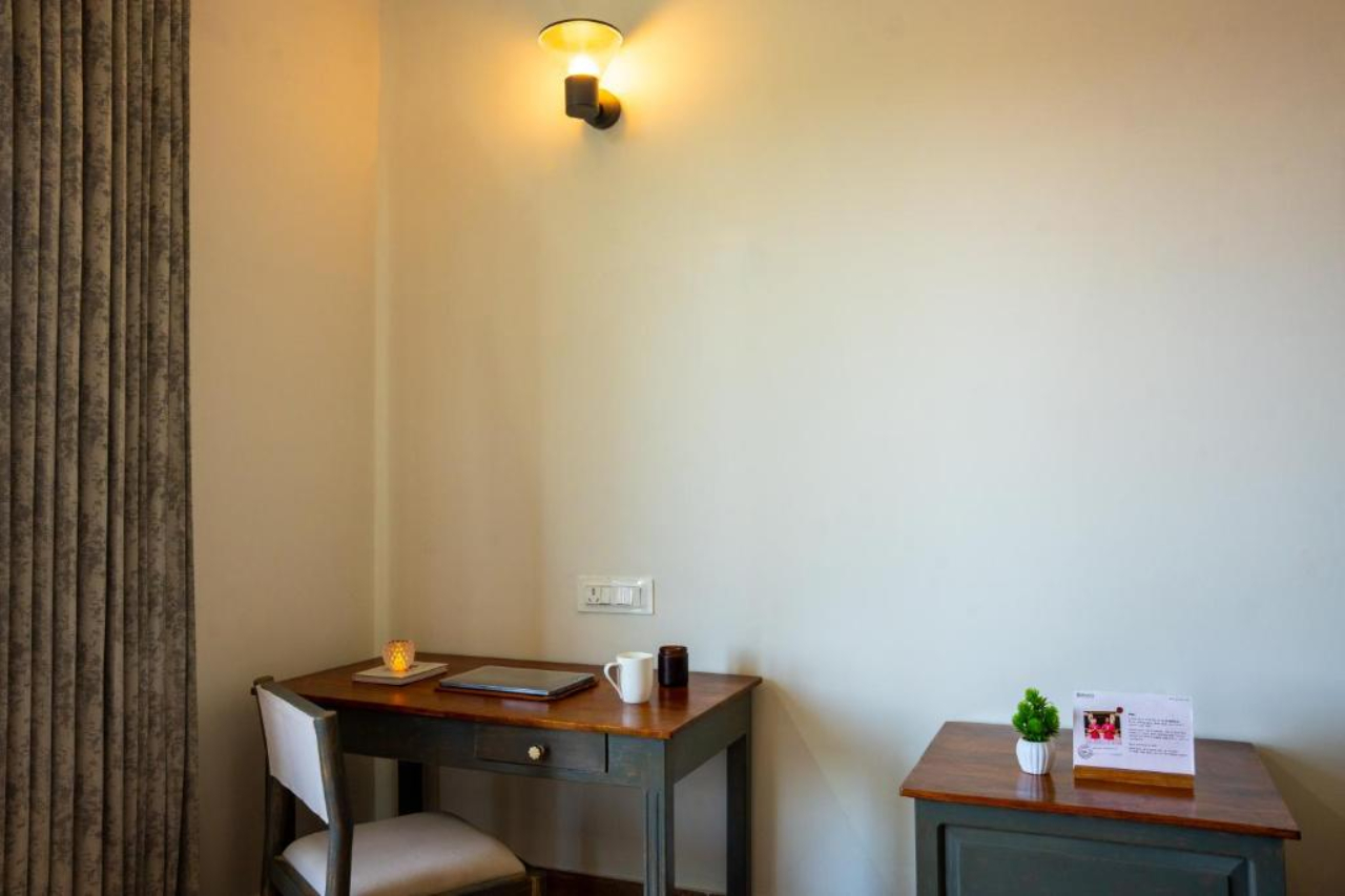 Lobby at ELIVAAS Raas Stays 4 BHK Retreat with Pvt Pool & Scenic Aravali Views, Mavli