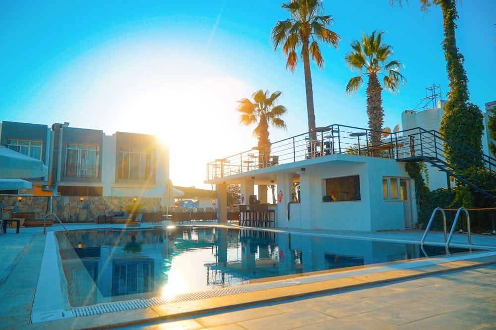 Ali Baba Hotel 32/38