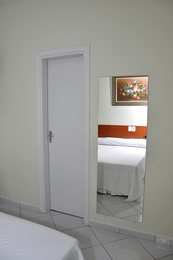 Carolina Plaza Hotel 19/44