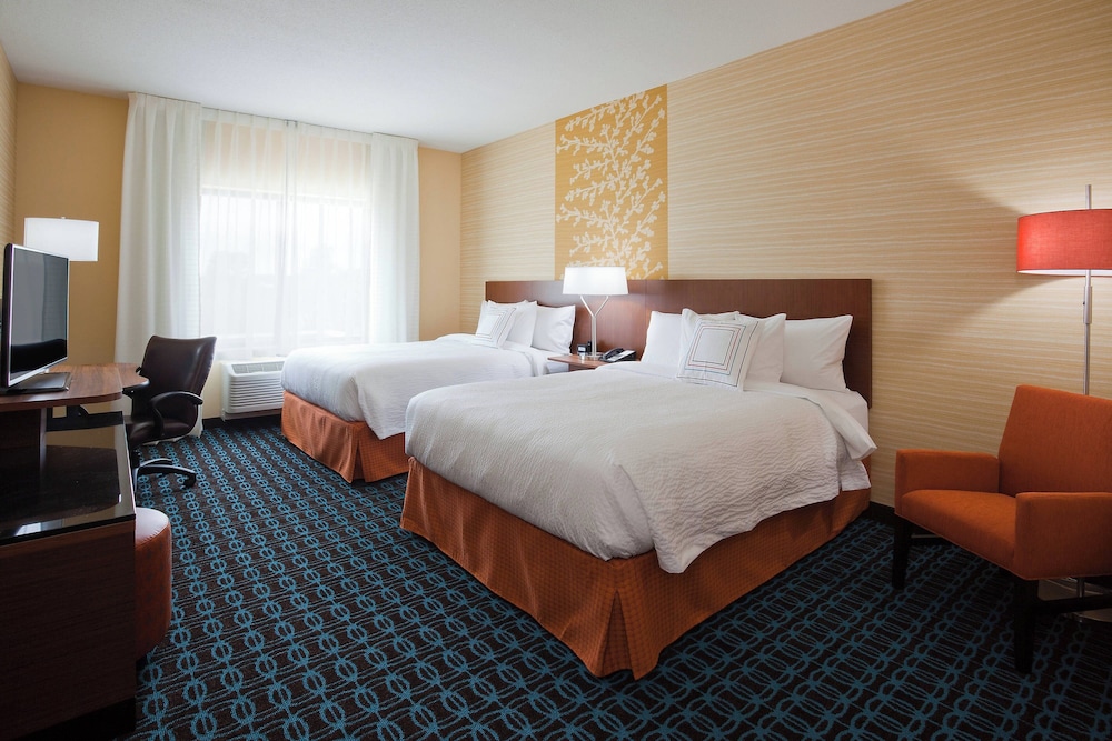 Fairfield Inn Suites By Marriott St Paul Northeast 7/30