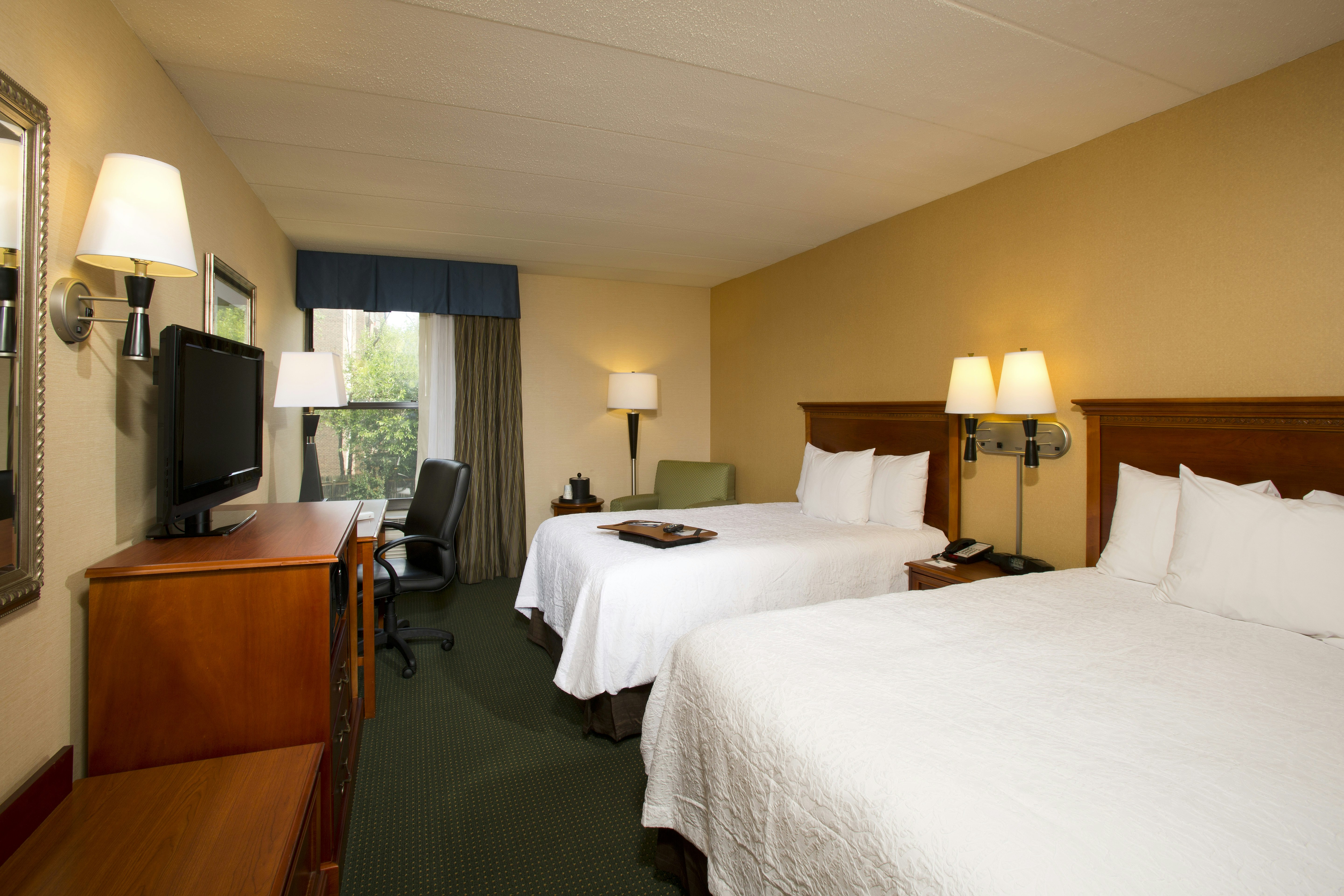 ROOM, 2 DOUBLE BEDS