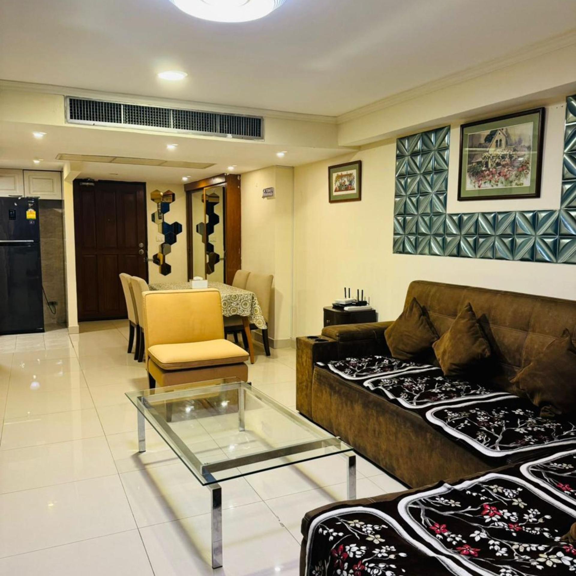OMNI TOWER SUKHUMVIT NANA BY COMPASS HOSPITALITY 10/61