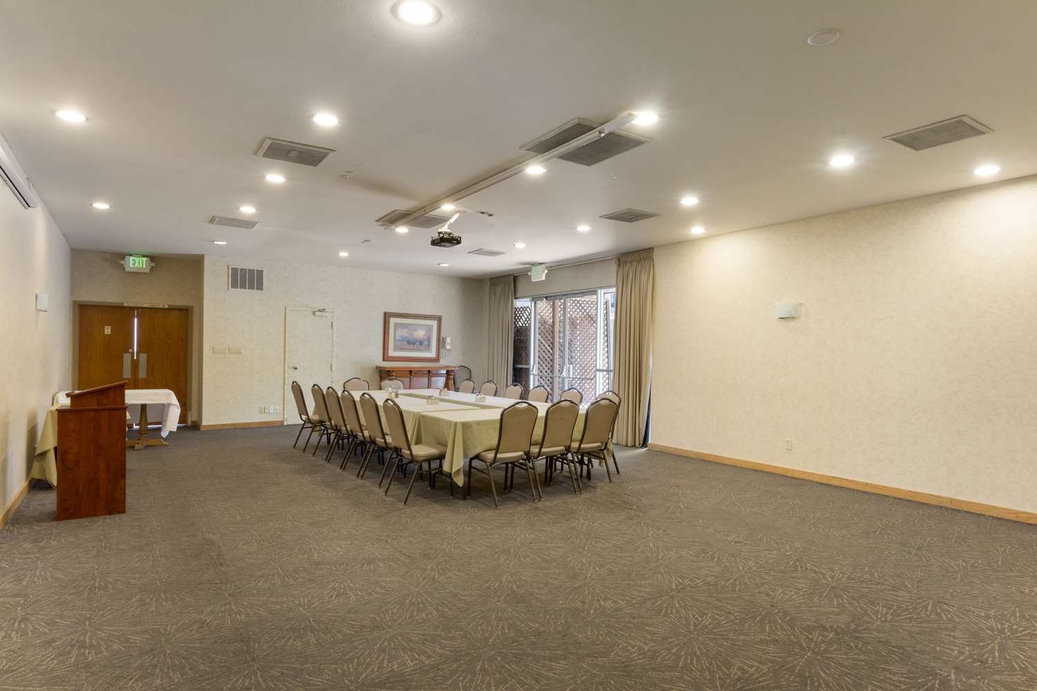 Red Lion Hotel Monterey 34/43