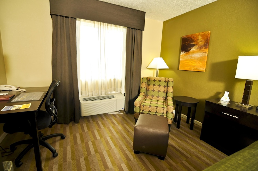 Best Western Norwalk 30/31