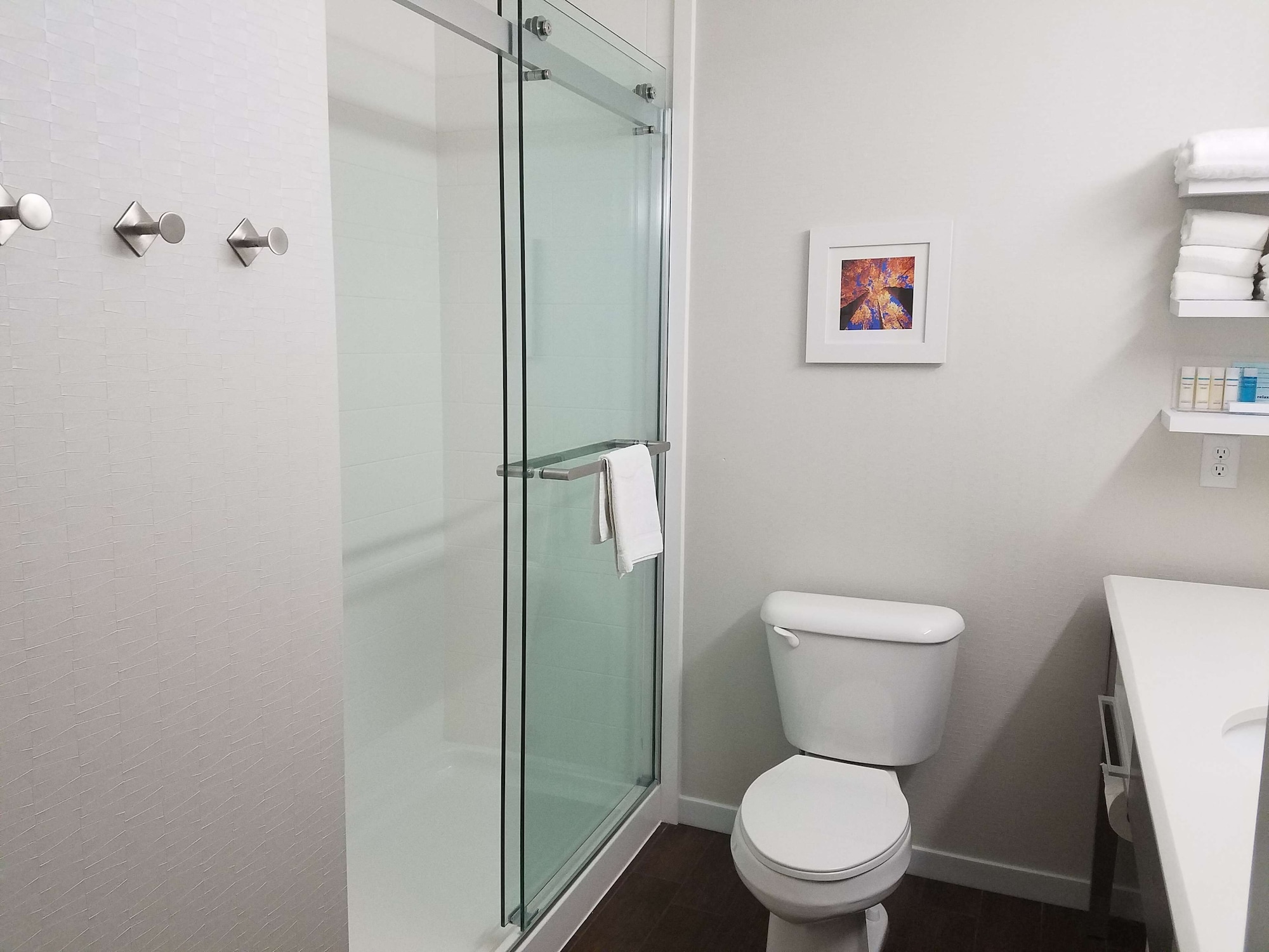 غرفة بسرير كينج مع أريكة، Hampton Inn Grand Junction Downtown/Historic Main Street 4/5