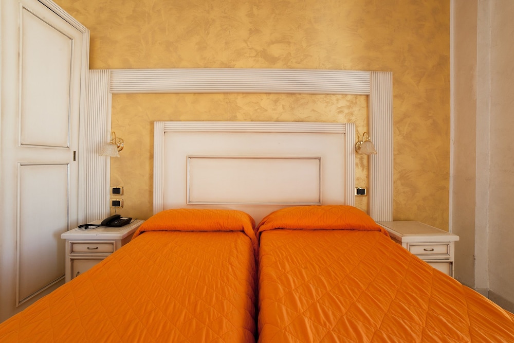 Hotel Diplomat Palace photo3