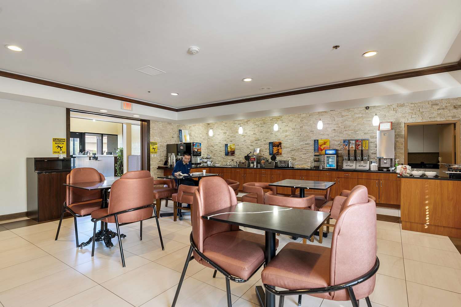 Best Western Oakbrook Inn 20/24