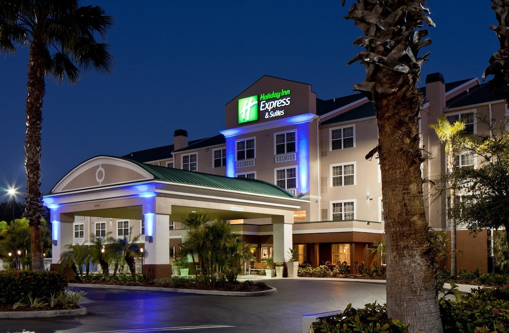 Holiday Inn Express Hotel & Suites Sarasota East - I-75 3/67