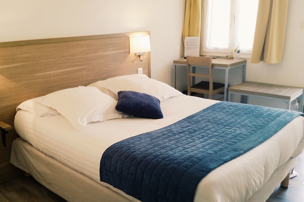 LOGIS HOTEL LES COMTES DE PARDIAC 9/34
