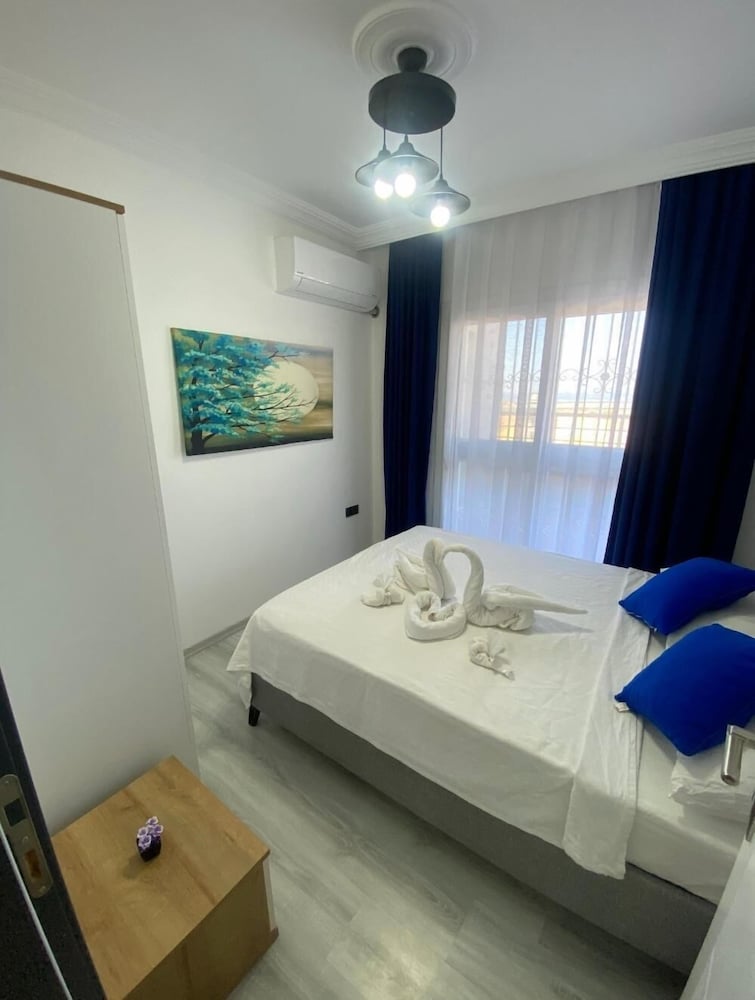 Mavi Restaurant & Apartments 3 14/50