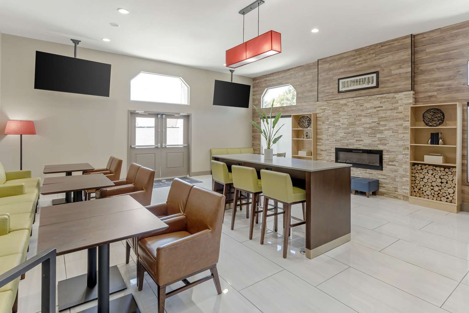 Country Inn & Suites by Radisson, Vallejo Napa Valley, CA 29/35