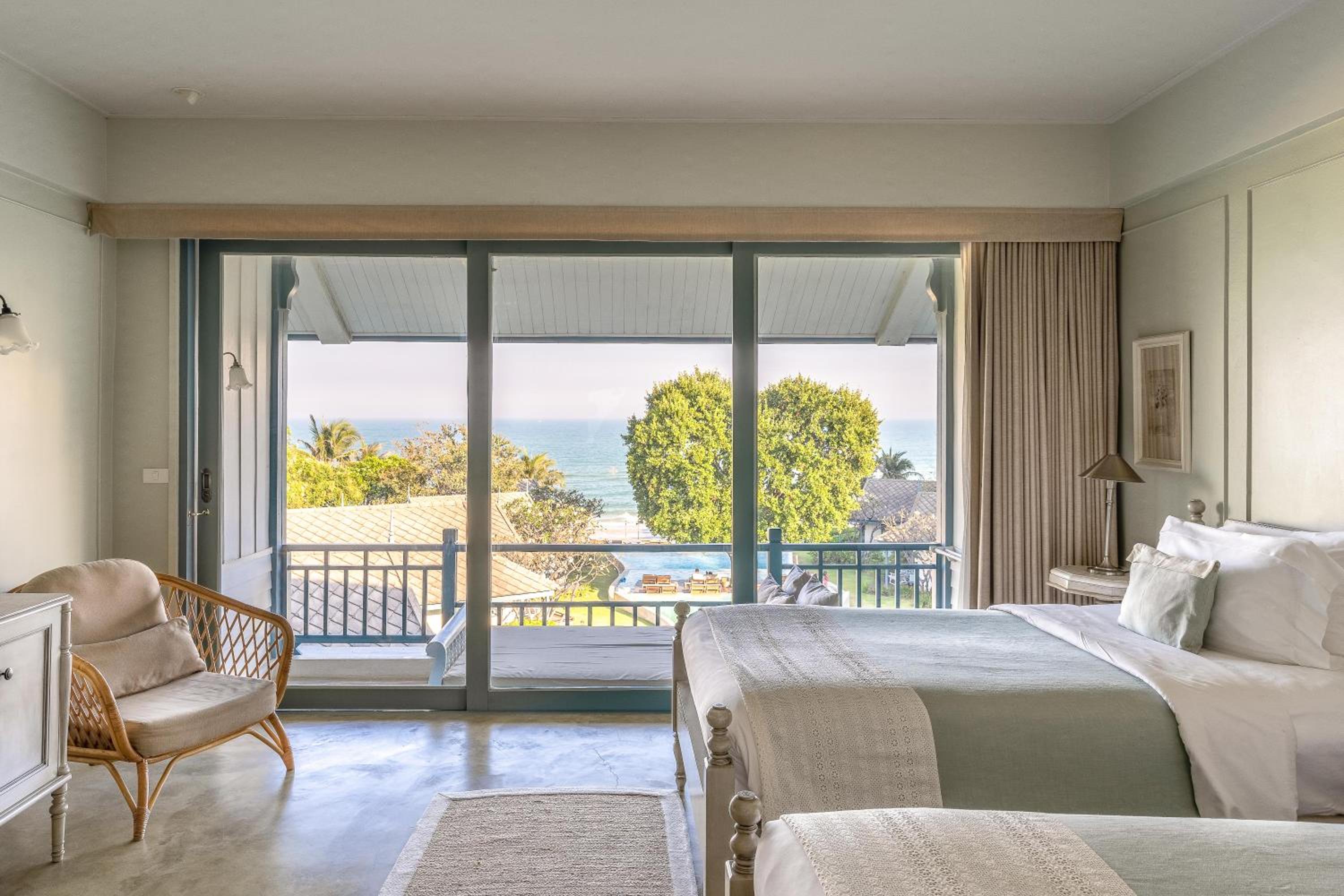 Deluxe, Sea Side, Sea View