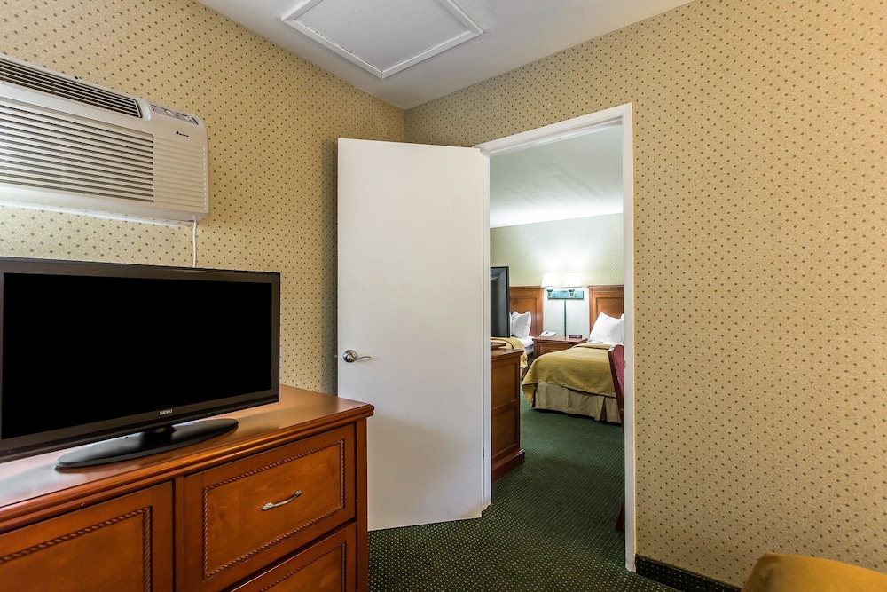 غرفة قياسية بسريرين كوين، Quality Inn Near China Lake Naval Station 7/7