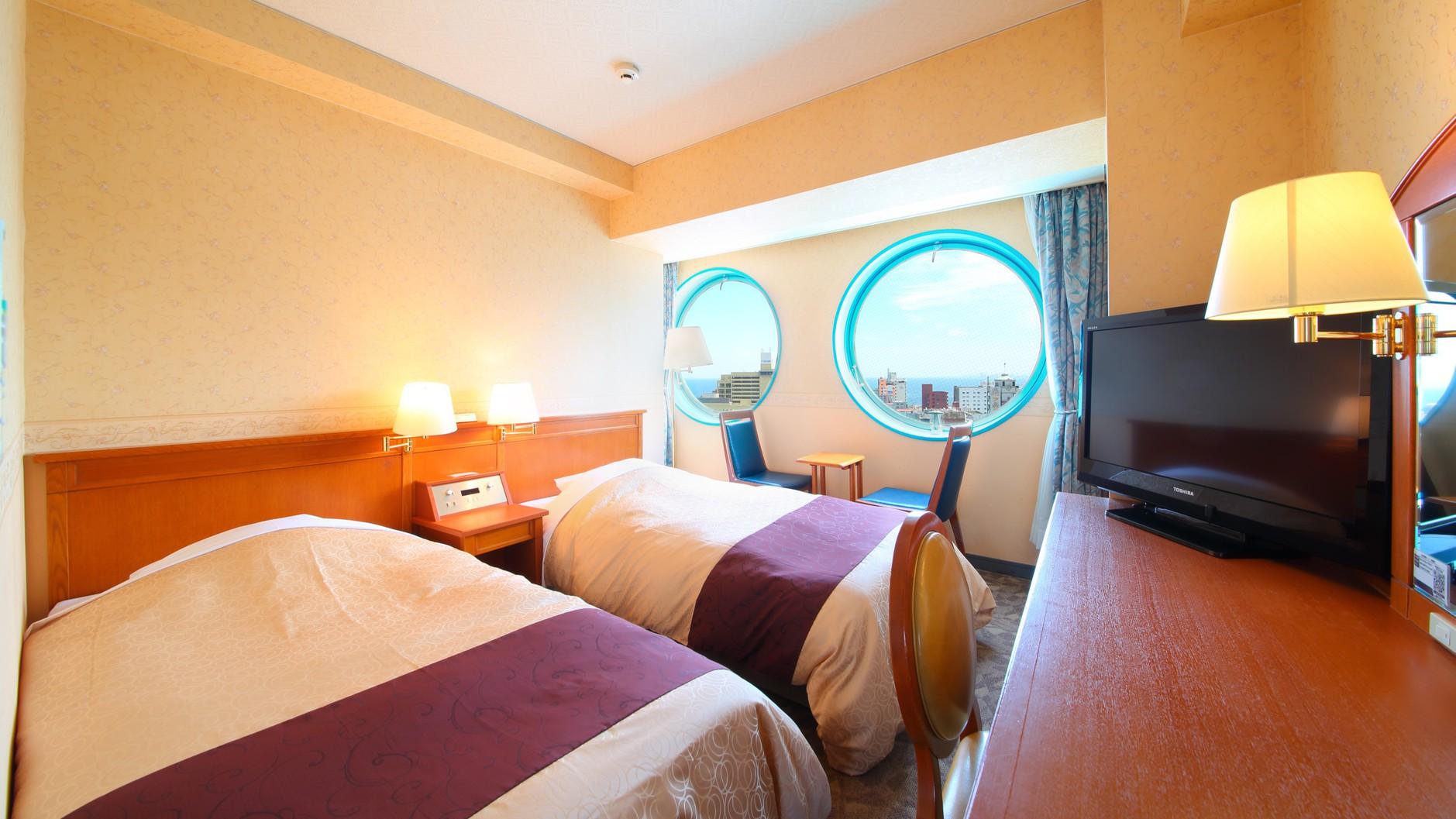 Standard, Twin Beds, Ocean View, High Floor