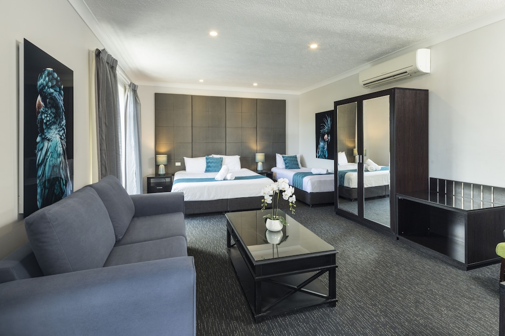 The Abbott Boutique Hotel 35/57