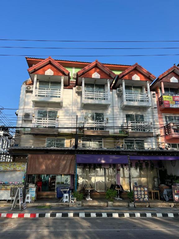 Anantachai Guest House 2/32