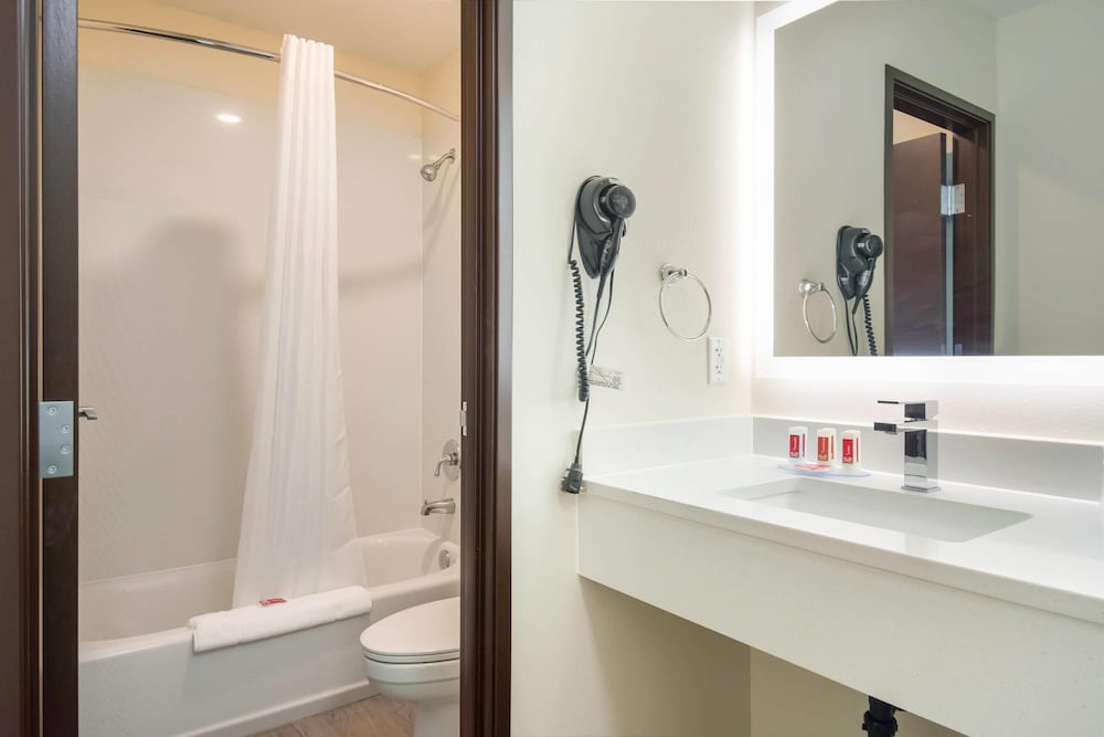 غرفة قياسية بسريرين كوين، Econo Lodge Umatilla Columbia River Area 5/6