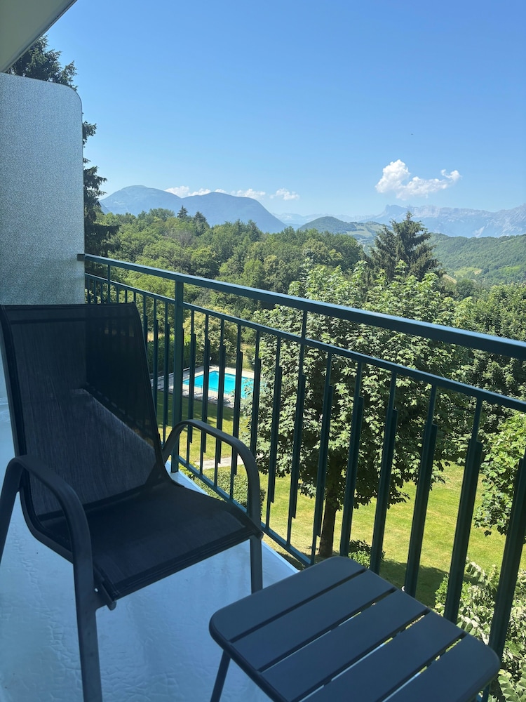 Hotel Les Mesanges 2/48
