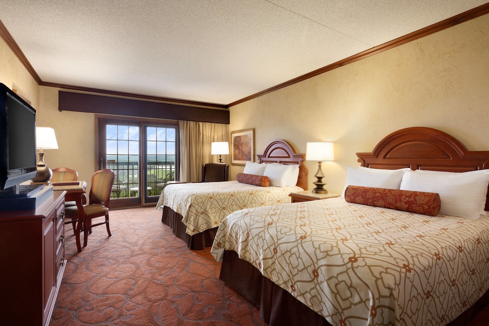 Chateau On the Lake Resort Spa And Convention Centre 22/66