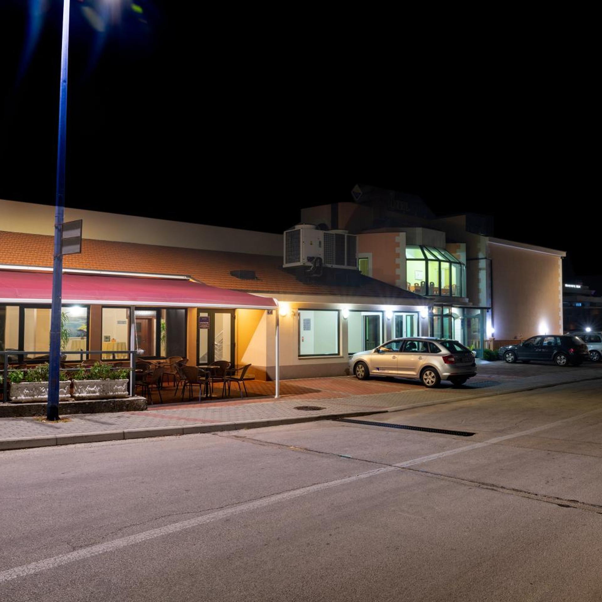 Hotel Adria 6/55