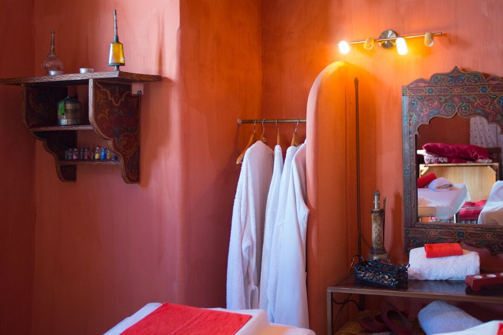 Riad Safir 22/49
