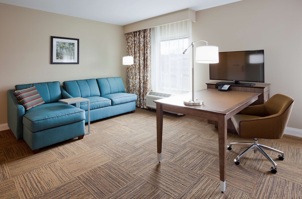 Hampton Inn Bloomington West 26/41