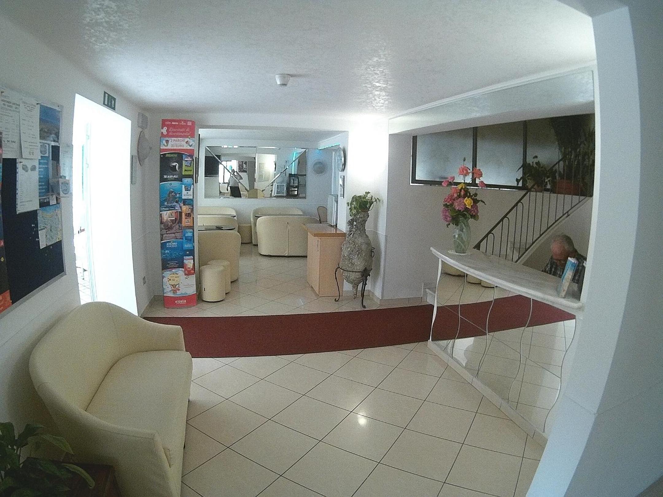 Hotel Azzurro 35/50
