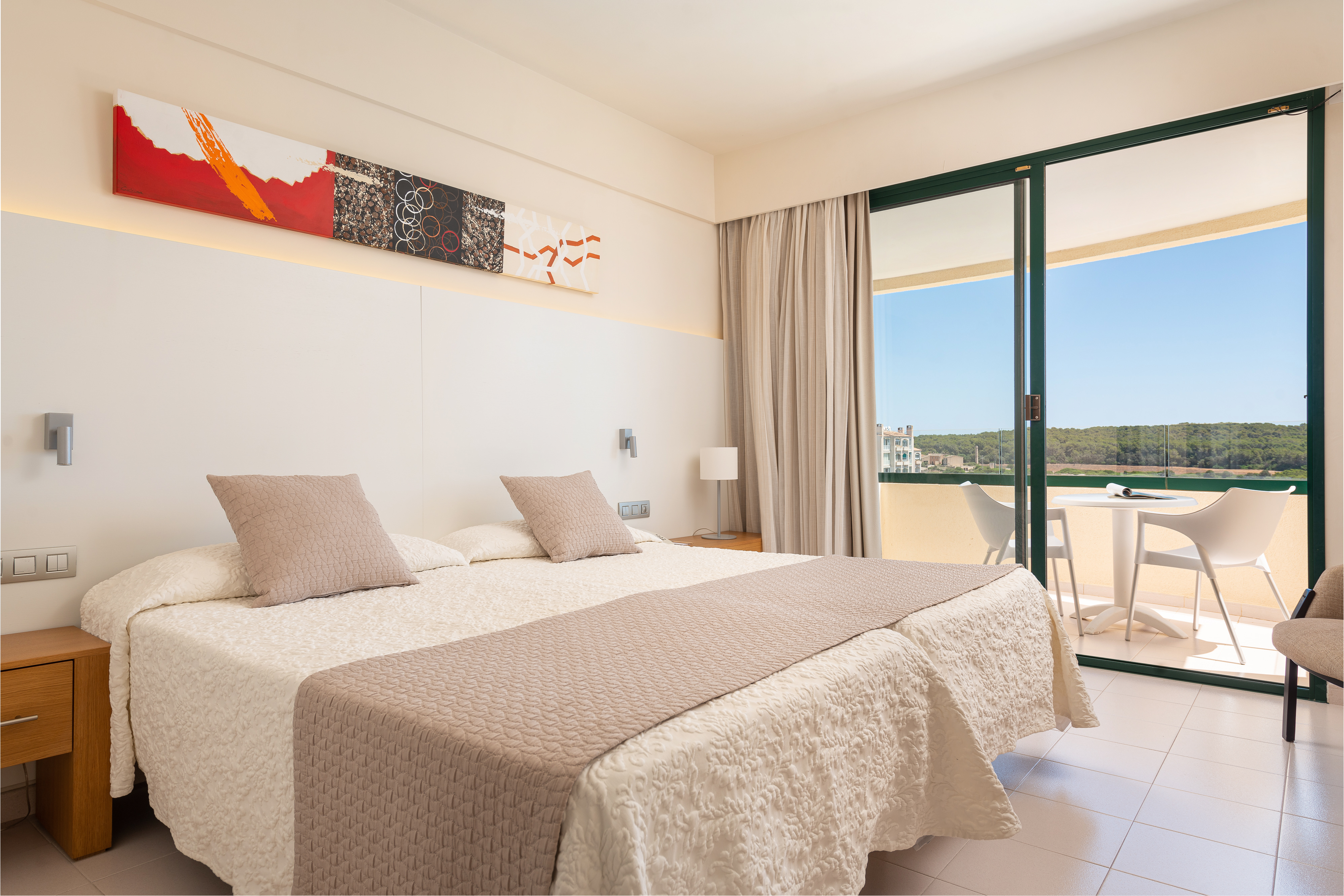 Room, Double Bed, Lateral Side Sea View, Balcony