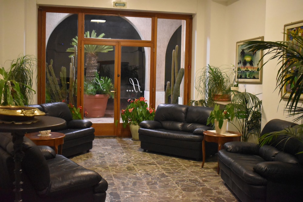 Hotel La Silvana 15/34